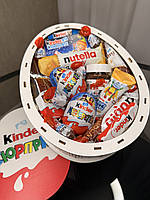 Новорічний Kinder-бокс “Свято наближається” | Подарунковий набір солодощів для дітей