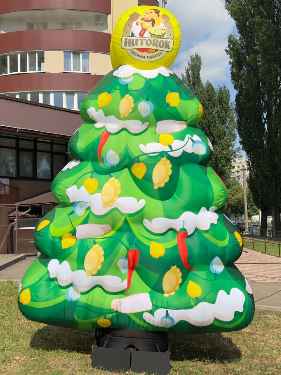Надувна новорічна ялинка 300 см з вентилятором для святкового вуличного оформлення