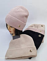 Теплі жіночі в’язані шапки з флісовою підкладкою оптом