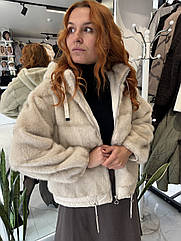 Жіноча шубка, "Еконорка".