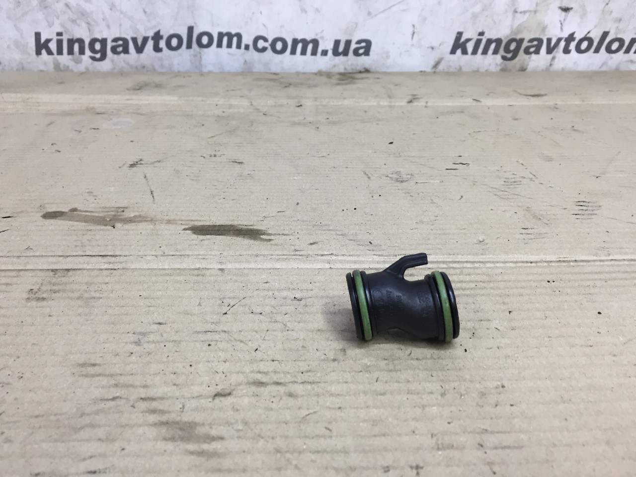 Патрубок вентиляції картера Audi Q7 4L 06E103213, фото 1