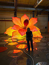 Надувна фігура квітка 7 метрів з вентилятором і підсвіткою для оформлення подій та фотозон, фото 4