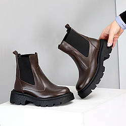 Зручні шкіряні шоколадні зимові черевики челсі з еластичною вставкою