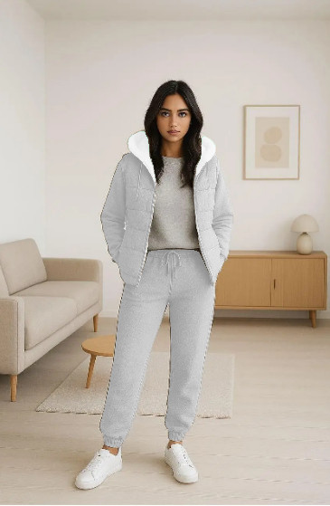 Модний зручний теплий жіночий костюм-трійка батал світло-сірий, фото 1