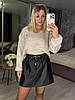 Cтильна демісезонна чорна спідниця-шорти з екошкіри на чорно-білому декоративному шнурку, фото 3