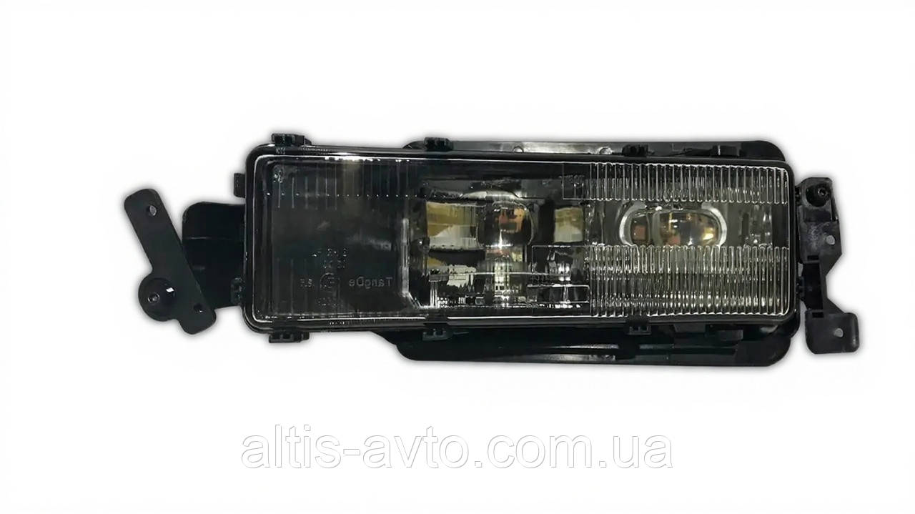 Протитуманна фара з корпусом RH MAN F2000 81251016328, фото 1