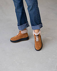 Жіночі зимові черевики із замші рудого кольору на хутрі Україна