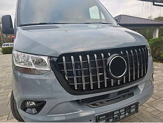 Решітка радіатора стиль GT для Mercedes Sprinter 907 2018+ р.в. Спрінтер