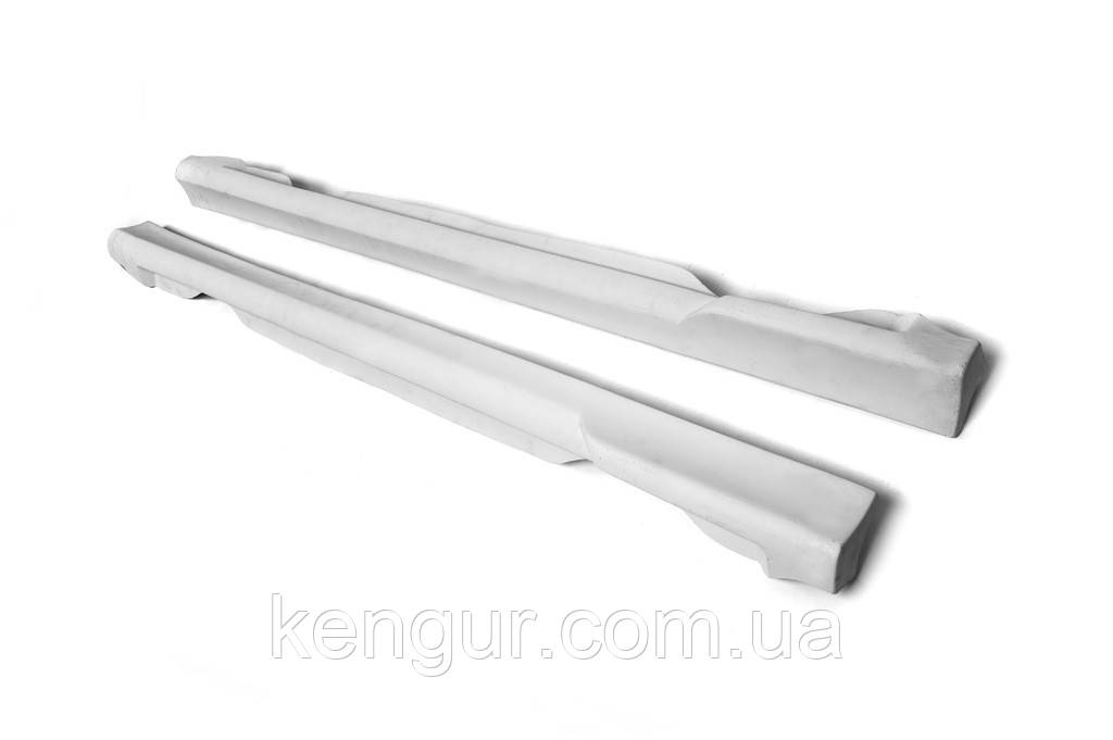 Бокові пороги HB (під фарбування) для Renault Megane III 2009-2016 рр, фото 1