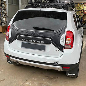 Пластикова накладка на кришку багажника для Dacia Duster 2008-2018 рр