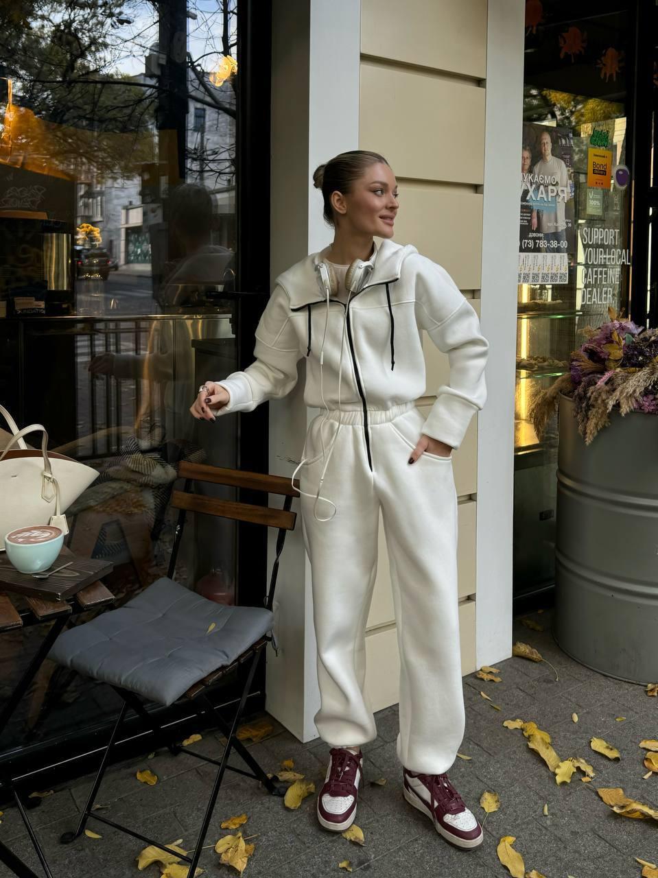 Комбінезон жіночий теплий з капюшоном Модель: 1557-338 Колір: білий, чорний, бордо, хакі, фото 1