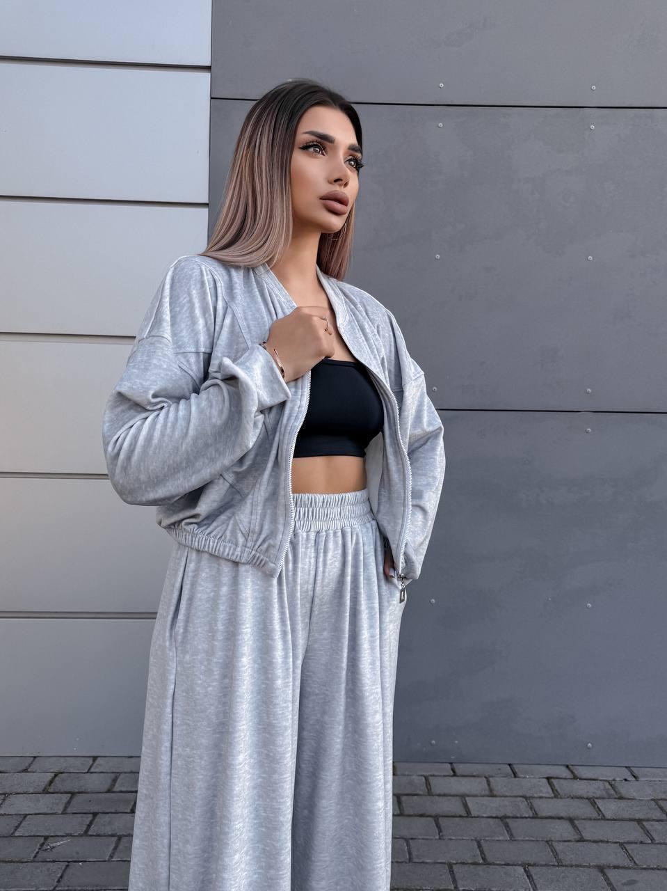 Костюм жіночий спортивний велюровий Модель: 1555-5922 Колір: сірий, молоко, чорний, блакитний, фото 1