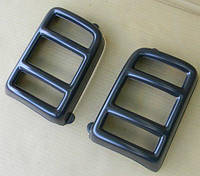 Накладки на задні ліхтарі (нового зразка) для ВАЗ 2121 Нива Захист задніх фар Нива 2131 тайга урбан