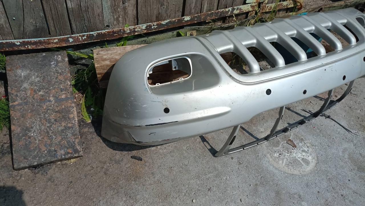 Вітаю зацікавлених на авто розборці Чемпіон !!!<br />
 Предметом оголошення є&nbsp;Бампер Передній Jeep Grand Cherokee WJ 1999-2004 5HG54TPMAA&nbsp;<br />
 Фактичний стан на фото. Гарантія 14 днів на встановлення та перевірку<br />
 Висилаємо по всій Україні по передоплаті на транспортні витрати!<br />
 Наявність та асортимент на складі постійно змінюються.<br />
 Точні деталі уточняйте по телефону +380973363743 — фото 3