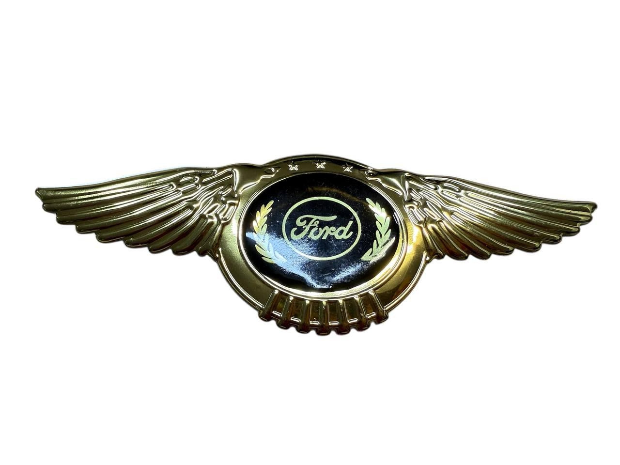 Емблема на капот, багажник Ford Форд 145 мм золота з крилами