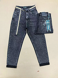 Жіночі джинси МОМ в трендовому кольорі