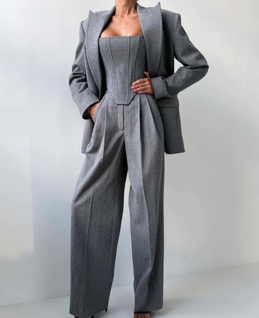 Комплект жіночий трійка Модель: 847-697 Колір: сірий, світло-сірий, бежевий, світло-бежевий, рожевий, фото 1