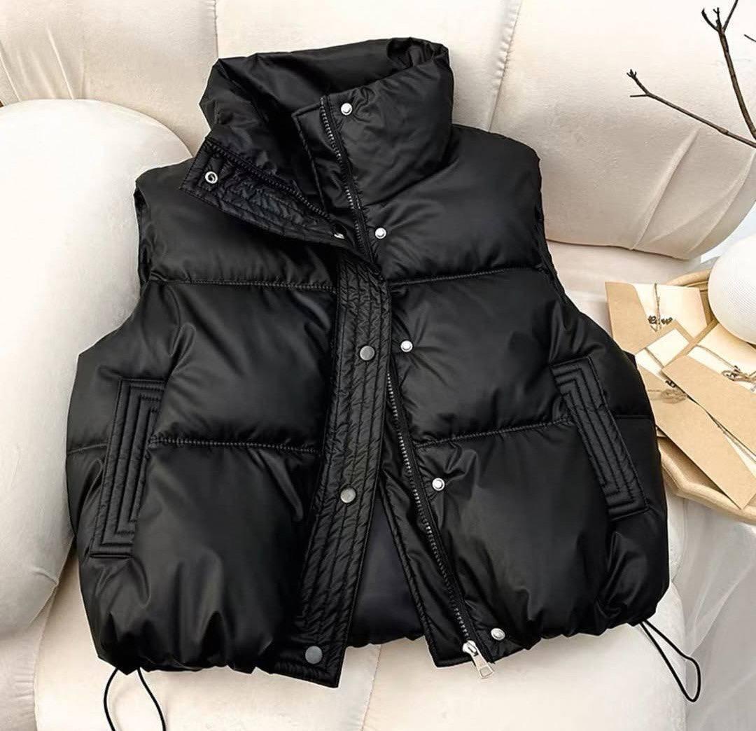 Жилетка жіноча укорочена Модель: 847-792 Колір: чорний, шоколад, хакі, білий, фото 1