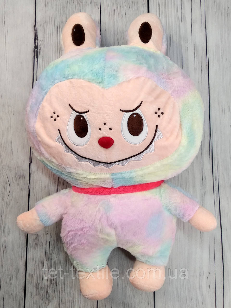 М'яка іграшка з пледом усередині Лабубу плямистий 40 см з рожевим пледом
