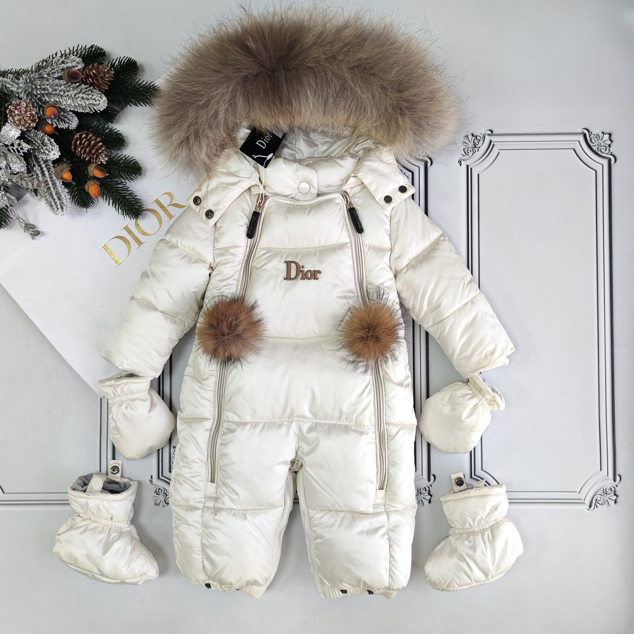 Зимовий білий суцільний комбінезон трансформер Діор для новонароджених