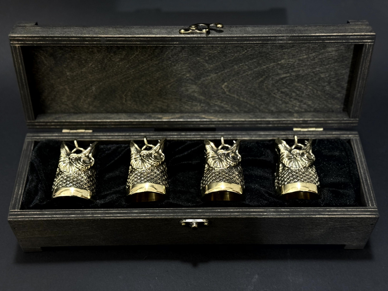 Стопки-перевертиші бронзові "Щуки" в кейсі, 4шт. Оригінальний подарунок чоловікові на день рибалки