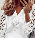 Модна нарядна біла блузка з мереживом та V-образним вирізом великого розміру, фото 4