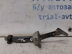 Обмежувач дверей задній лівий Toyota Camry XV40 2.4 БЕНЗИН 2AZFE 2006 (б/у)