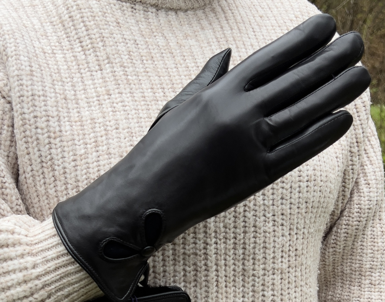 Жіночі шкіряні рукавички на мутоновому хутрі., фото 1