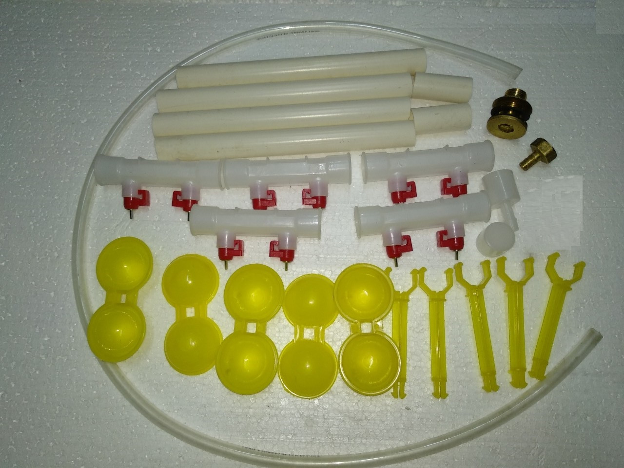 Комплект ніпельних поїлок на 60 голів. Ніпельні поїлки, фото 1