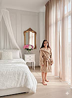 Дитячий халат плюшевий з капюшоном для дівчинки в бежевому кольорі.