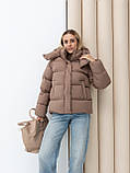Жіночий зимовий укорочений пуховик Лісабон з матової плащівки, теплий пуфер з біопухом Huvis 42–46 какао, фото 2