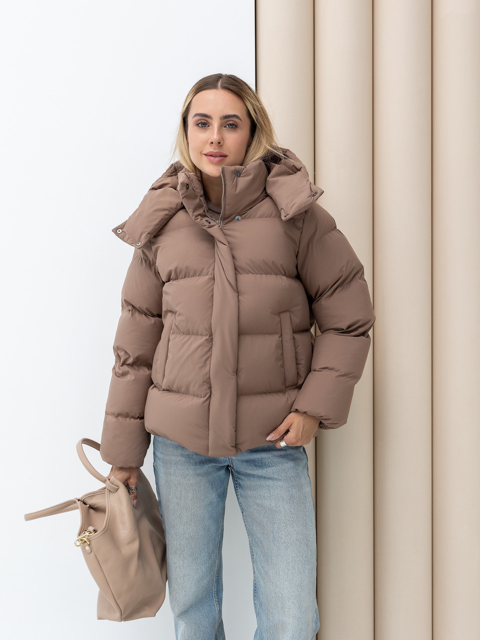 Жіночий зимовий укорочений пуховик Лісабон з матової плащівки, теплий пуфер з біопухом Huvis 42–46 какао, фото 1