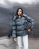 Жіночий зимовий пуховик-пуфер Корсика оверсайз зі знімним капюшоном, тепла куртка з біопухом 40–46 малахіт, фото 2