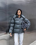Жіночий зимовий пуховик-пуфер Корсика оверсайз зі знімним капюшоном, тепла куртка з біопухом 40–46 малахіт, фото 9