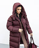 Жіноче зимове подовжене пальто-пуховик Оксфорд зі знімним капюшоном, тепле пальто оверсайз з біопухом 42–50 бургунді, фото 6