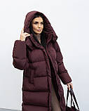 Жіноче зимове подовжене пальто-пуховик Оксфорд зі знімним капюшоном, тепле пальто оверсайз з біопухом 42–50 бургунді, фото 8