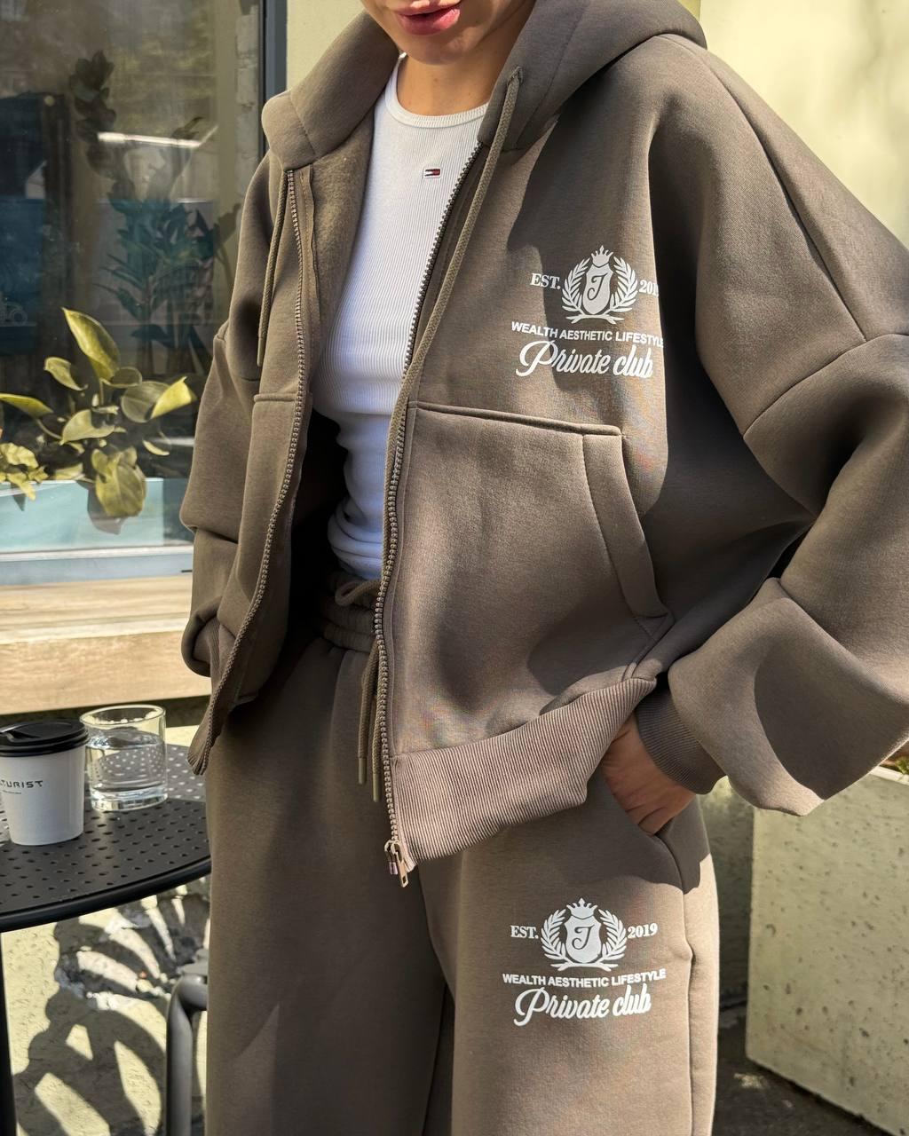 Костюм жіночий турецька трьохнитка на флісі ПЕНЬЄ Модель: 776-937 Колір: сіро-коричневий, фото 1