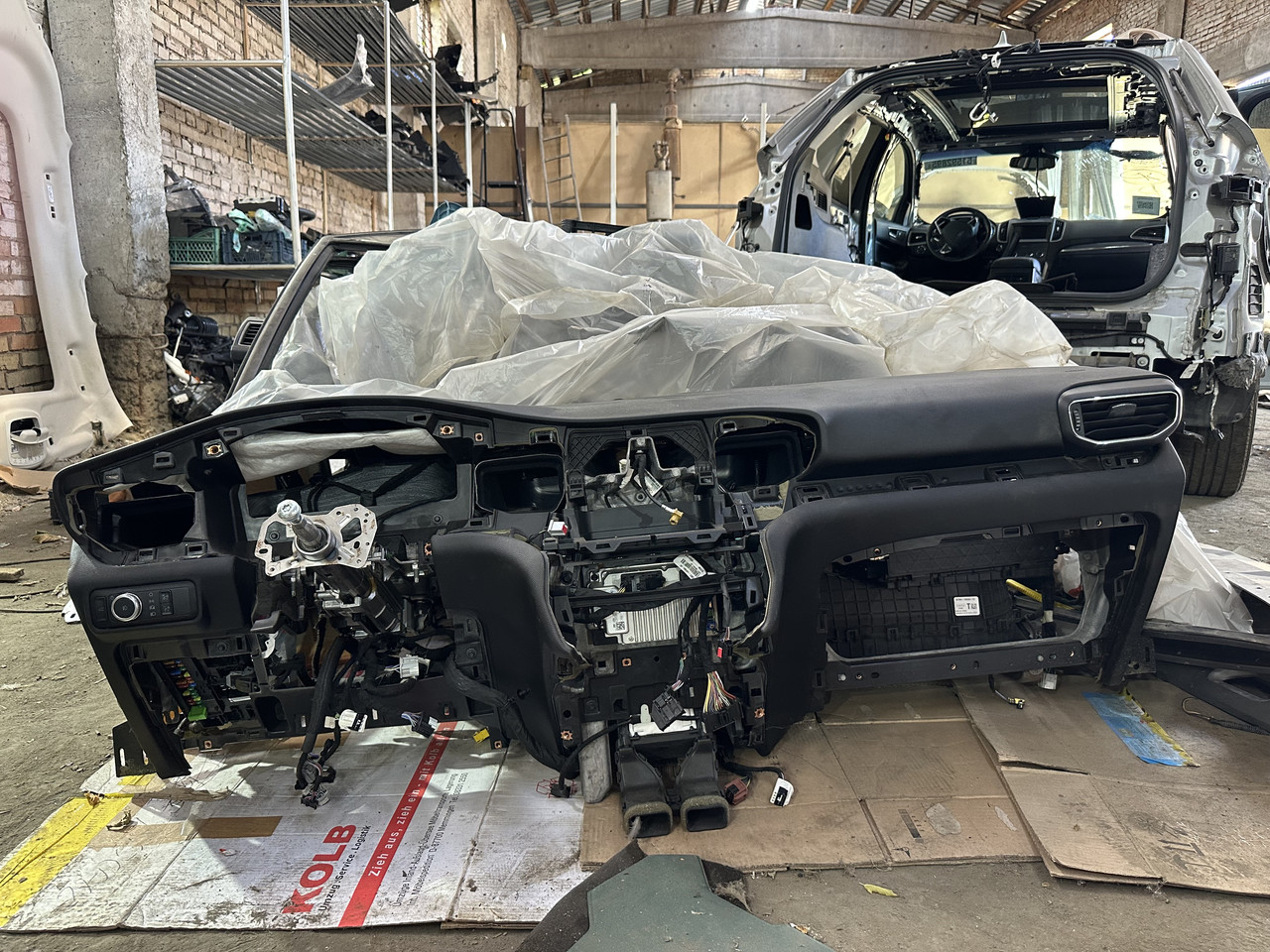 Торпедо передня панель в зборі з AIRBAG Ford Explorer 20- LB5Z7804320AA, фото 1