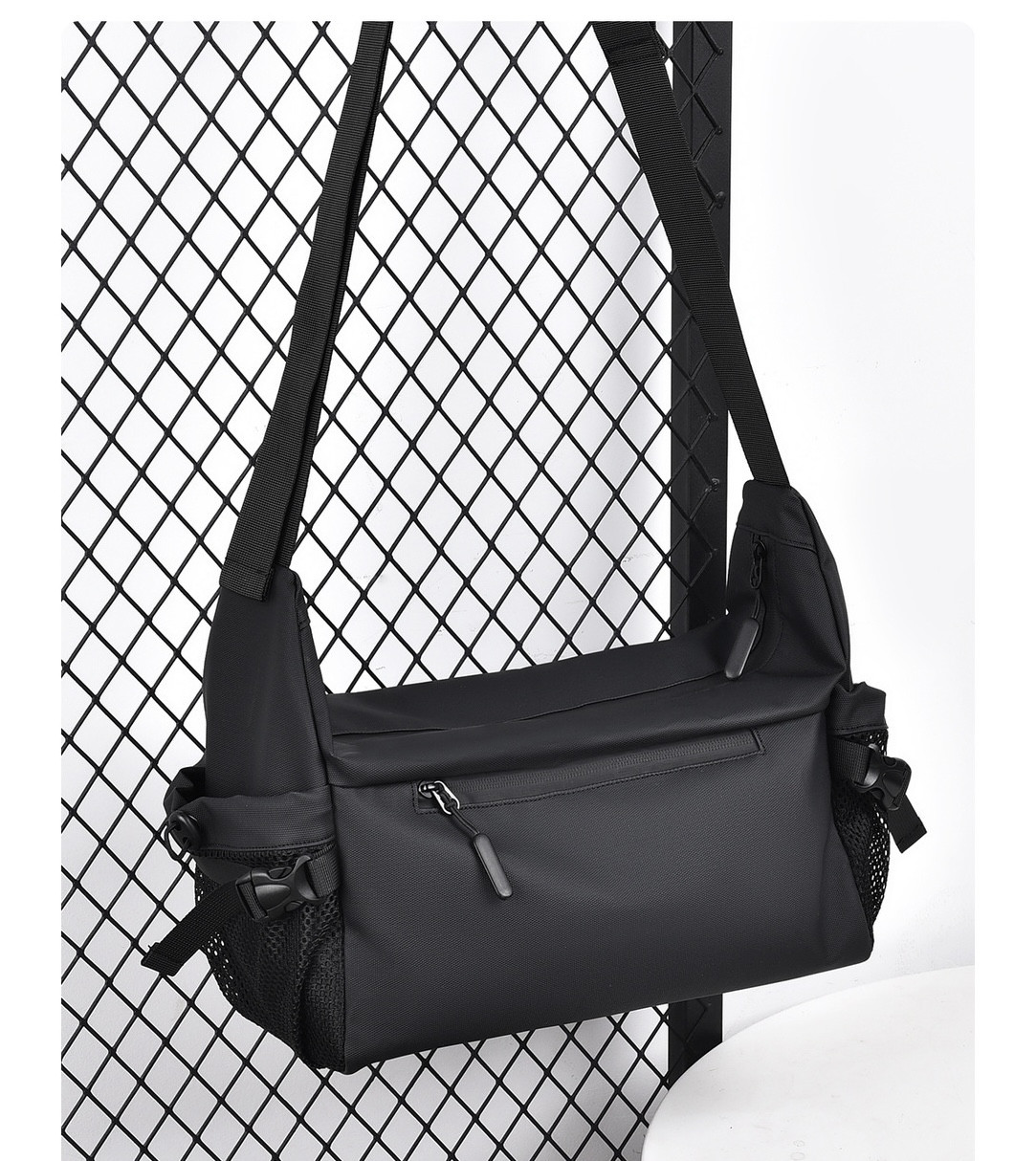 Чоловіча сумка через плече з кількома відділеннями та водовідштовхувальним матеріалом опт, фото 1