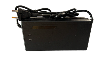 Зарядний пристрій 58,8V 8A GX12M