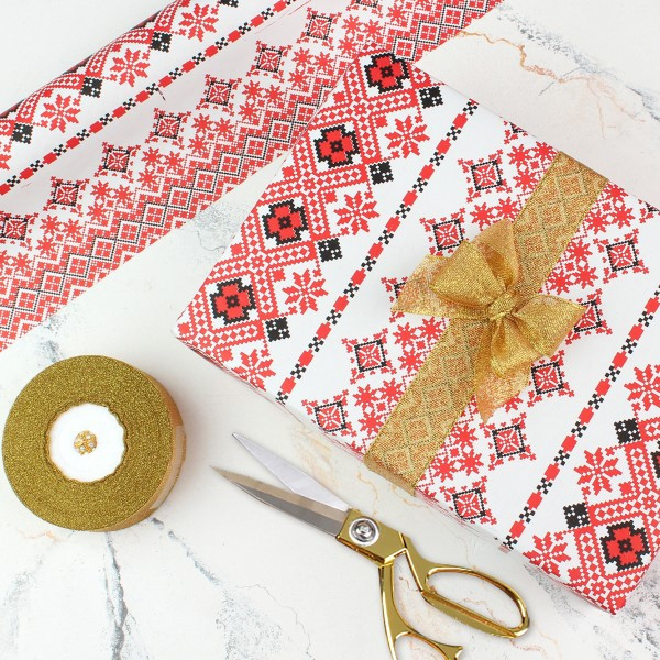 Папір пакувальний "Вишиванка на білому" (0,7м х 8м) 70г/м², фото 1