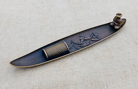 Тримач для пахощів "Мудрець на човні з коропами", фото 1