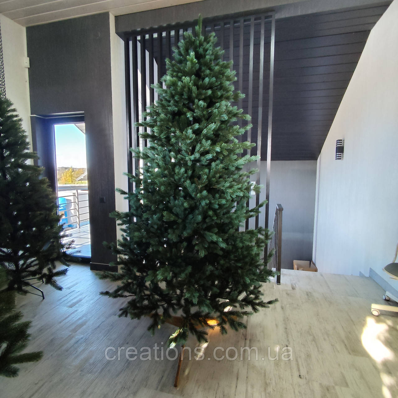 Штучна ялинка лита "Баварська" блакитна 2.3 м, фото 1