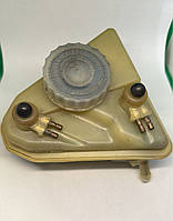 Бачок гальмівної рідини Mercedes W123 б.у