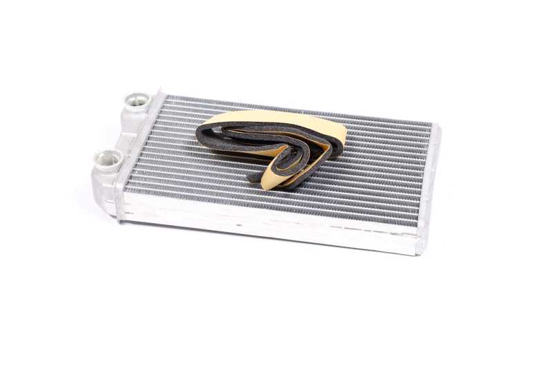 Радіатор обігрівача Opel Vivaro / Renault Trafic (Nissens) 73331