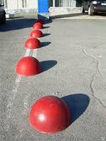 Напівсфера антипарковна бетонна 600х320 мм. червоний колір.