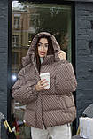 Жіночий пуховик зимовий з принтом в стилі оверсайз, фото 4