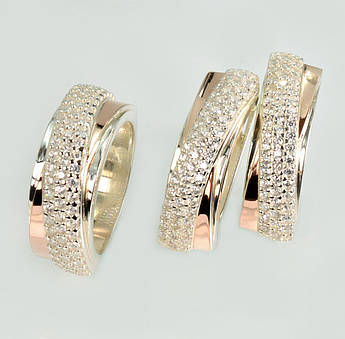 Срібний набір з золотими пластинами