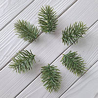 Гілка хвойна маленька преміум 7 на 5.5 см