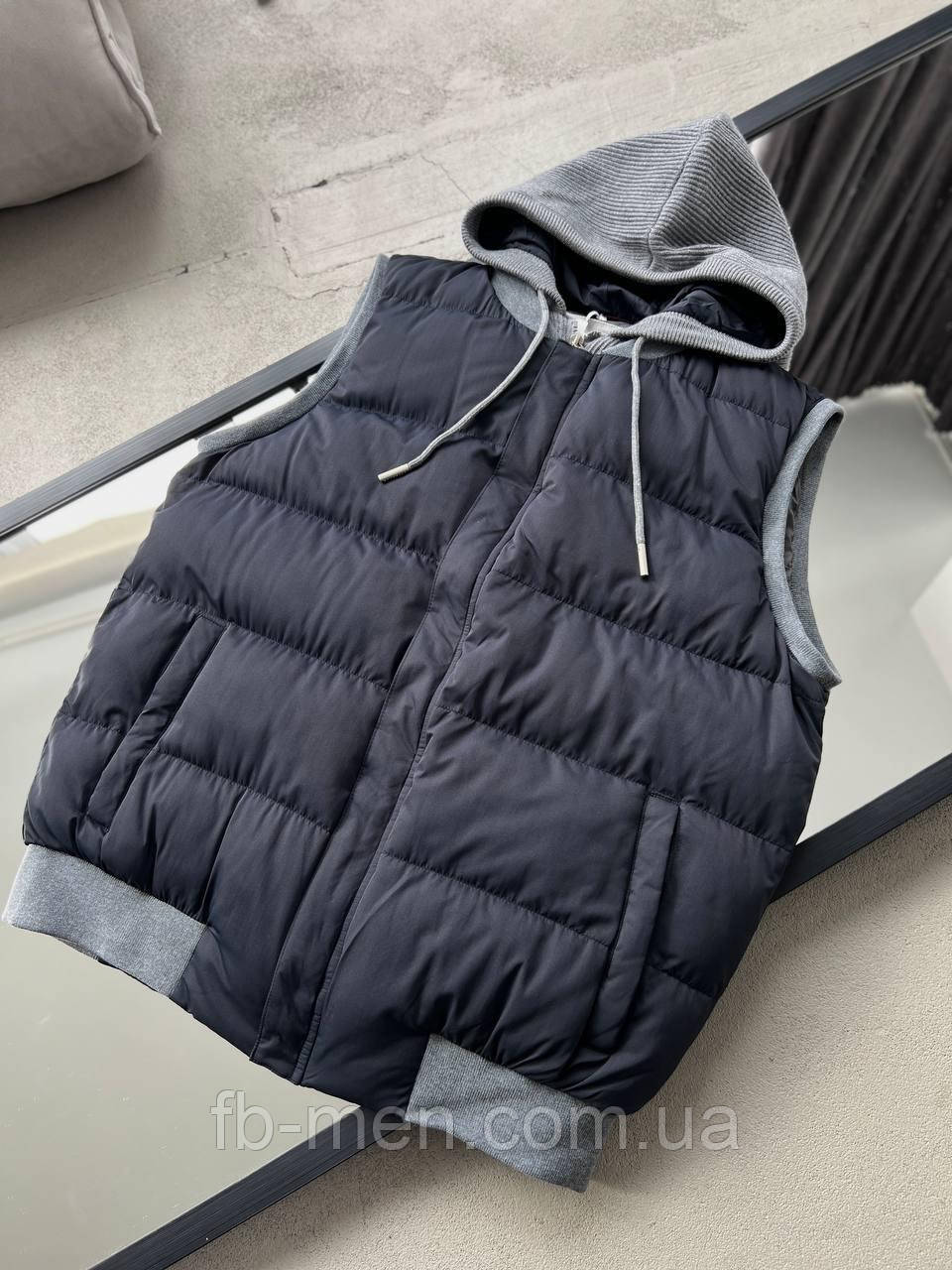 Жилет чоловічий Brunello Cucinelli з капюшоном темно-синій колір люкс, фото 1